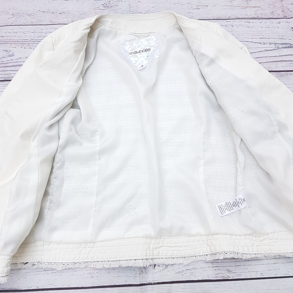 Maurices Jacket - Picture 3 of 12